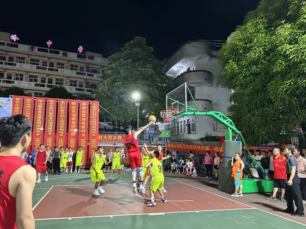 开云体育安全平台-包含特色篮球文化融入少数民族地区，促进民族团结发展的词条