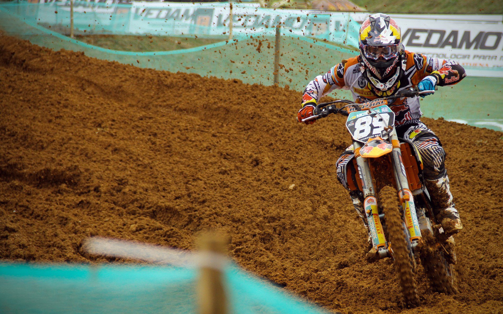 从逆境到荣耀：追寻那段难忘的夺冠历史，从逆境中走出来的经历